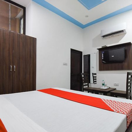 Hotel O Chandigarh Inn Esterno foto