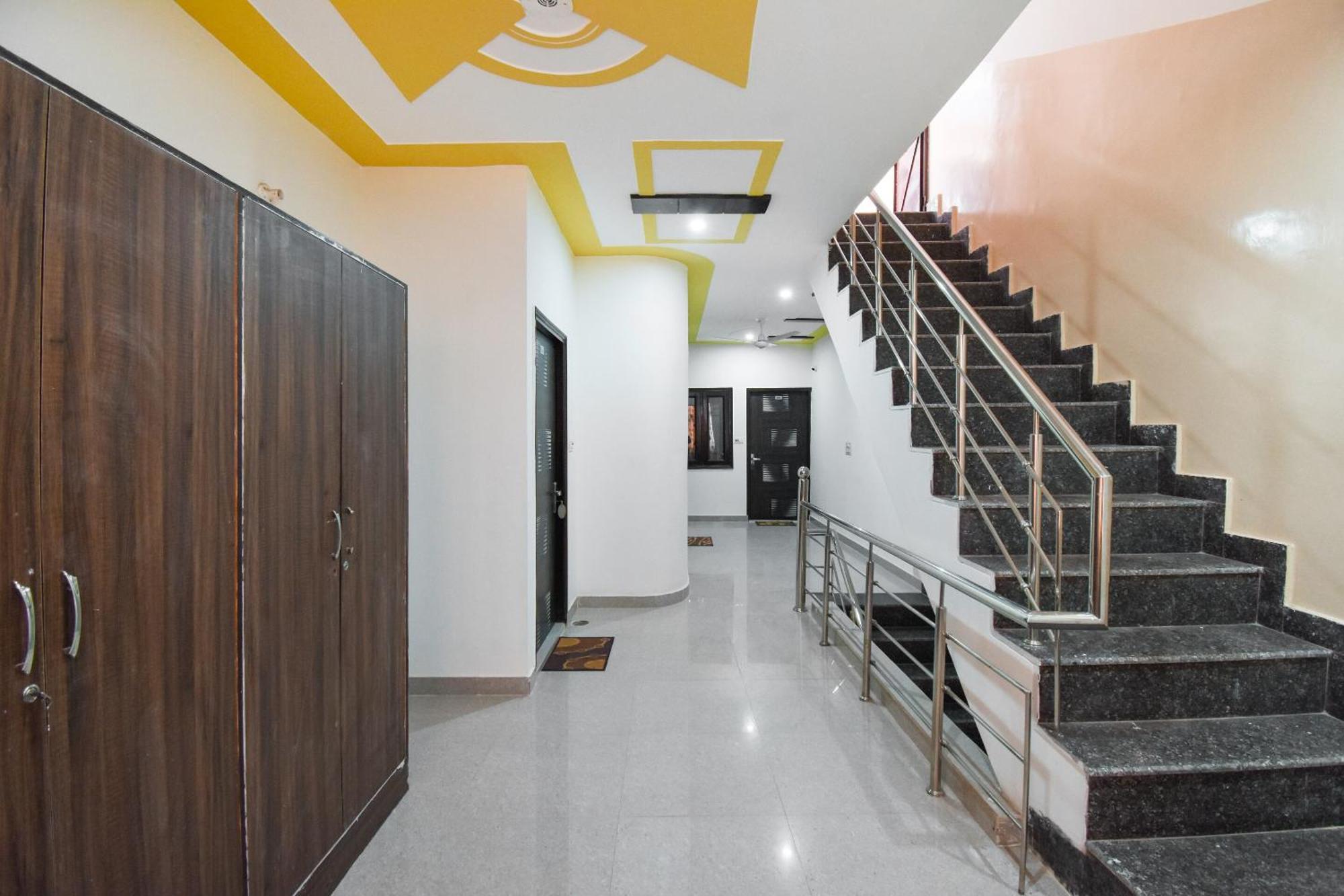 Hotel O Chandigarh Inn Esterno foto
