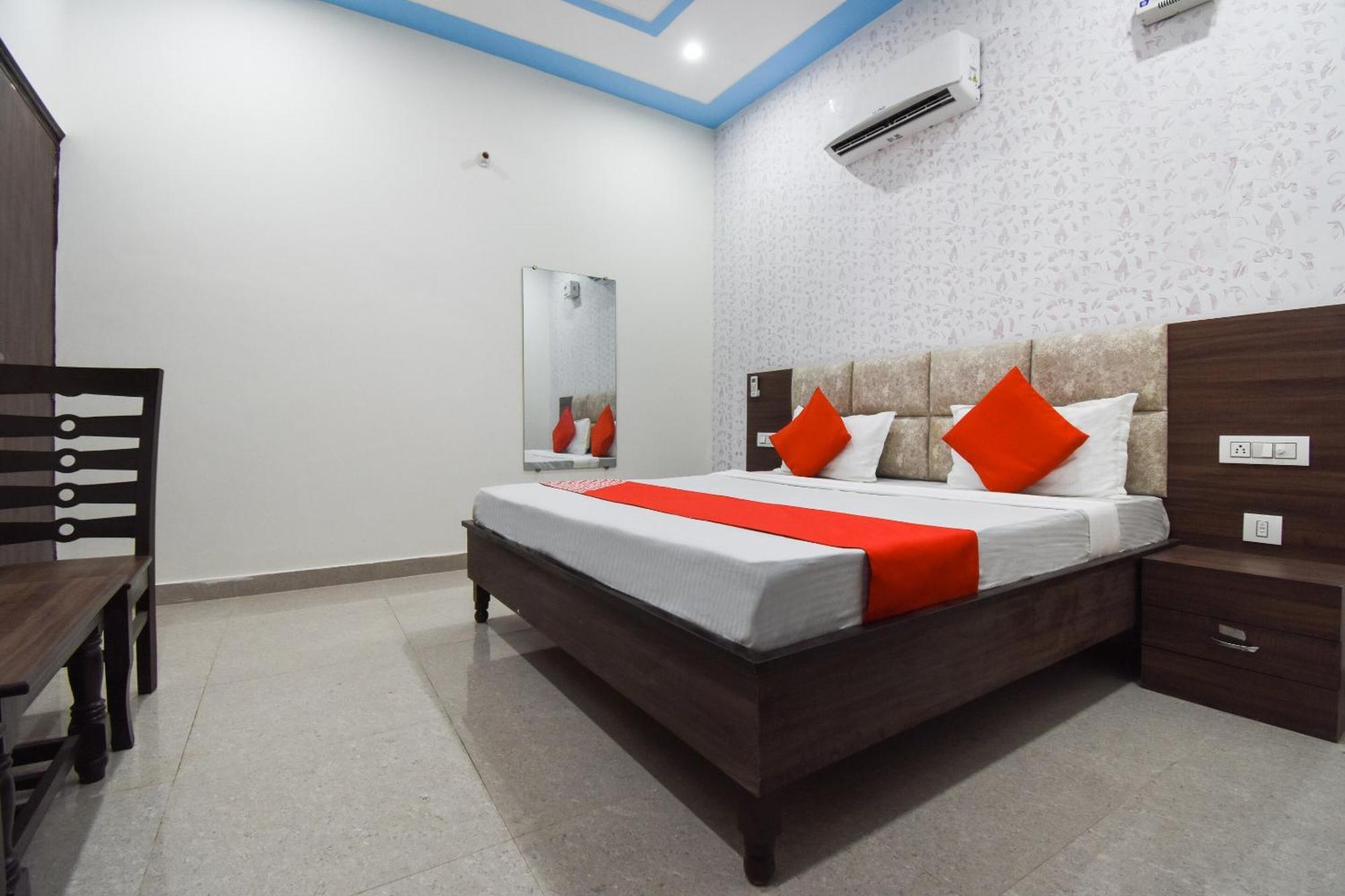 Hotel O Chandigarh Inn Esterno foto